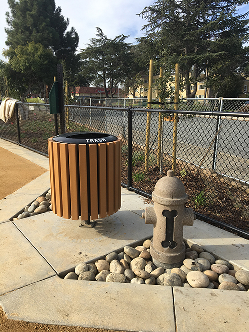 NewBark Dog Park - Fire Hydrant500pxljpg